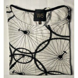 W5 Anthropologie White w/ Bicycle Wheels Novelty Short Sleeve Shirt - Size Small